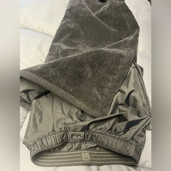 Burton Men's DRYRIDE Snowboarding Corduroy pants Size Large - Picture 4 of 6